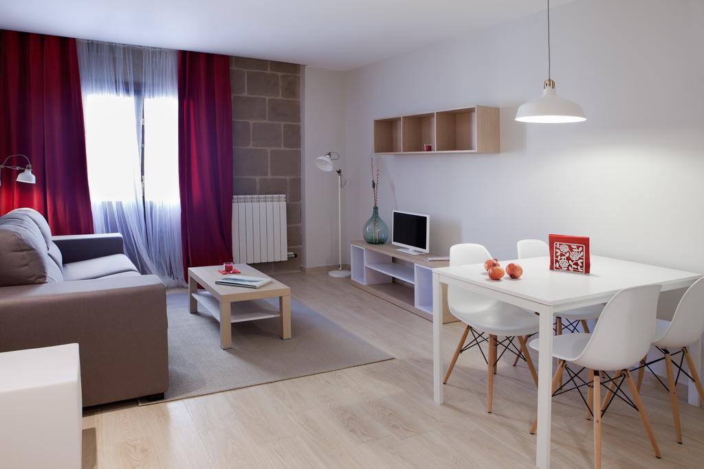 Apartamentos Turisticos Beethoven Аро Екстер'єр фото